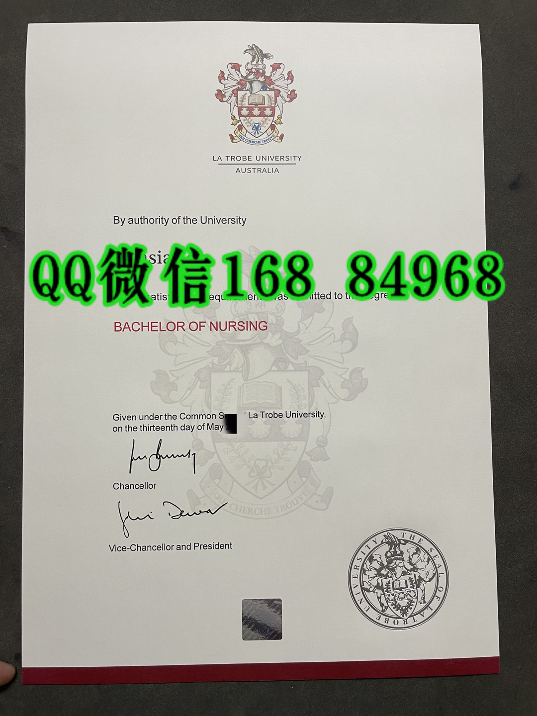 定制澳洲拉筹伯大学毕业证学位证，La Trobe University diploma degree